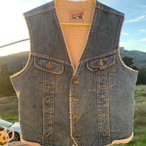 Vintage lee jean vest with side rear, size large